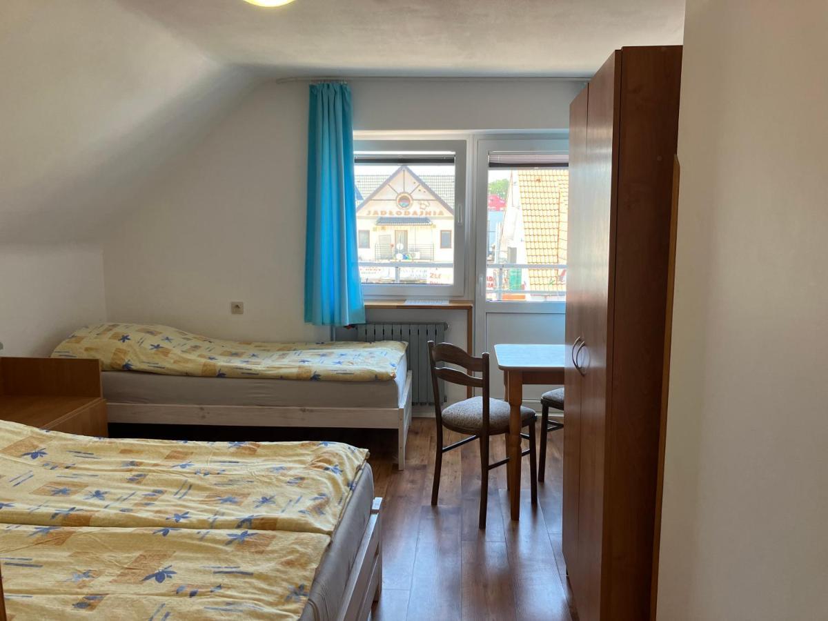 Agat Pokoje Goscinne Apartamenty Pobierowo Exterior photo