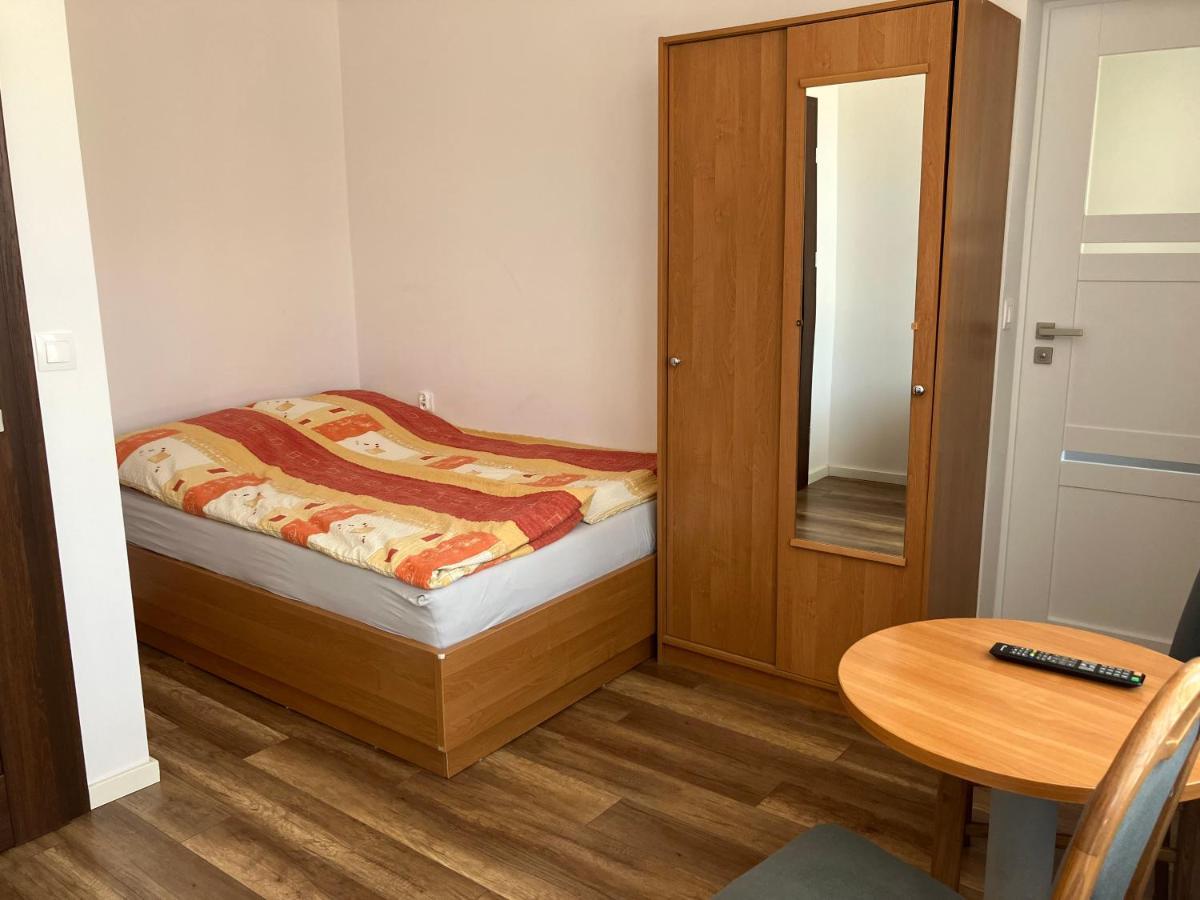 Agat Pokoje Goscinne Apartamenty Pobierowo Exterior photo