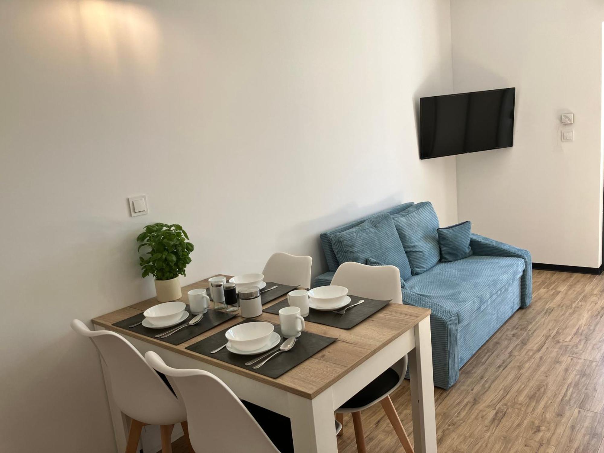 Agat Pokoje Goscinne Apartamenty Pobierowo Exterior photo